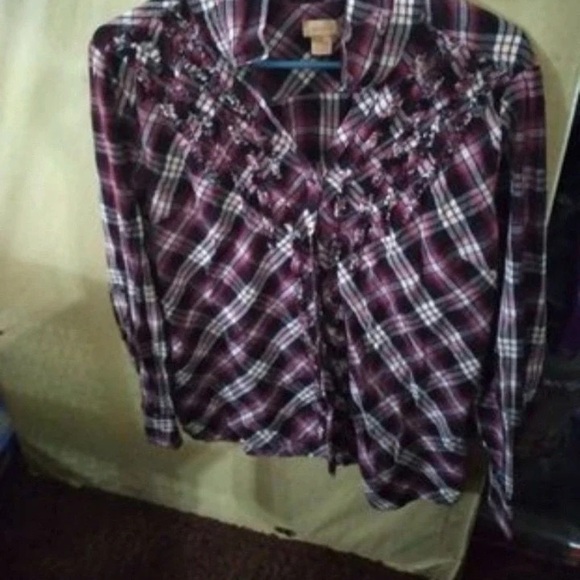 Womans shirt - Picture 1 of 1